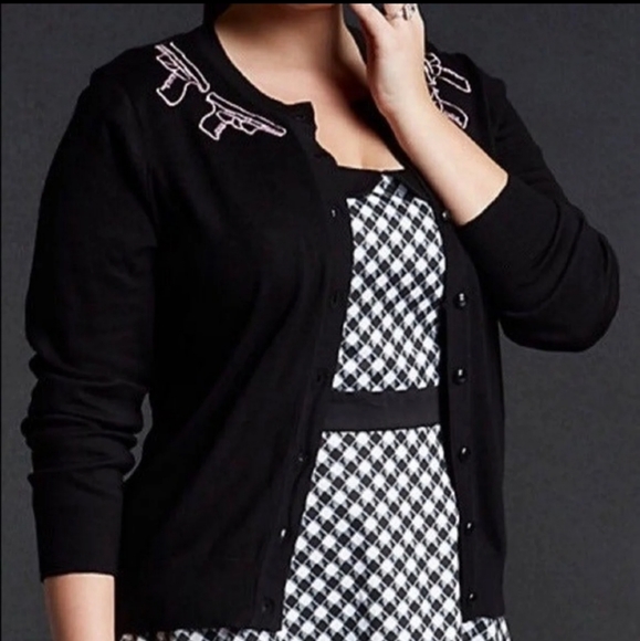 Orphan Black by Hot Topic Cardigan with 2 Pink Guns On Each Shoulder Size S - Picture 2 of 11